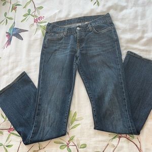Lucky Brand boot cut jeans 28